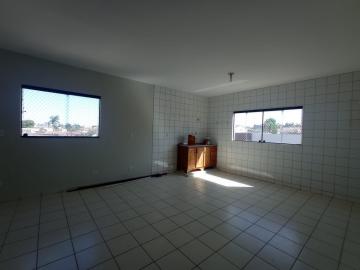 APARTAMENTO COM TRÊS DORMITÓRIOS