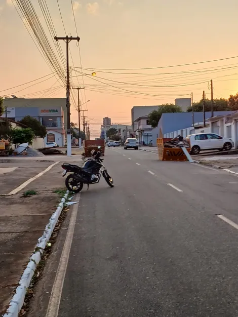 IMÓVEL PARA LOCAÇÃO EM ÓTIMA LOCALIZAÇÃO.